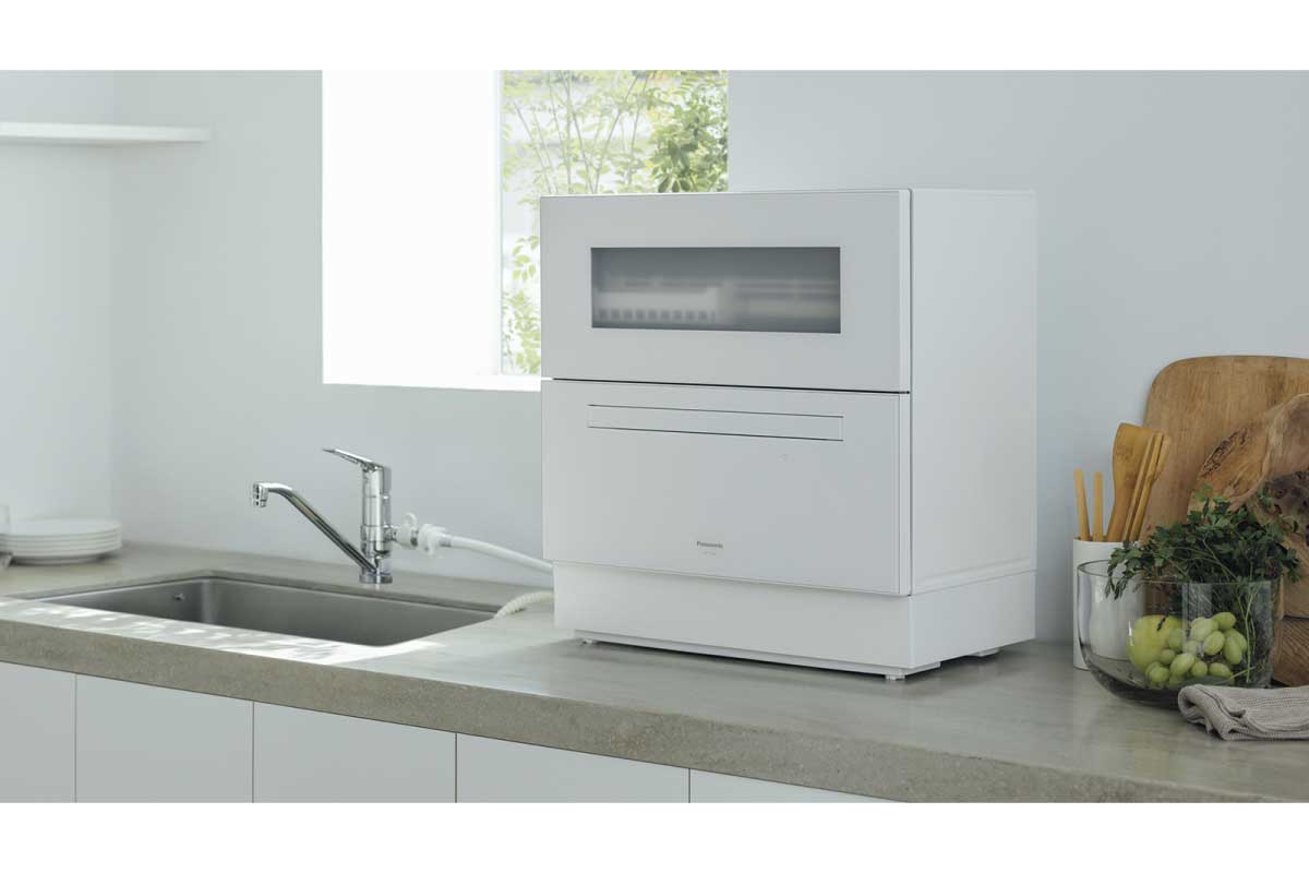 パナソニック【食器洗い乾燥機 (NP-TZ500)】液体洗剤の自動投入機能と洗浄コースを自動で選択する「おまかせコース」を搭載した食器洗い乾燥機