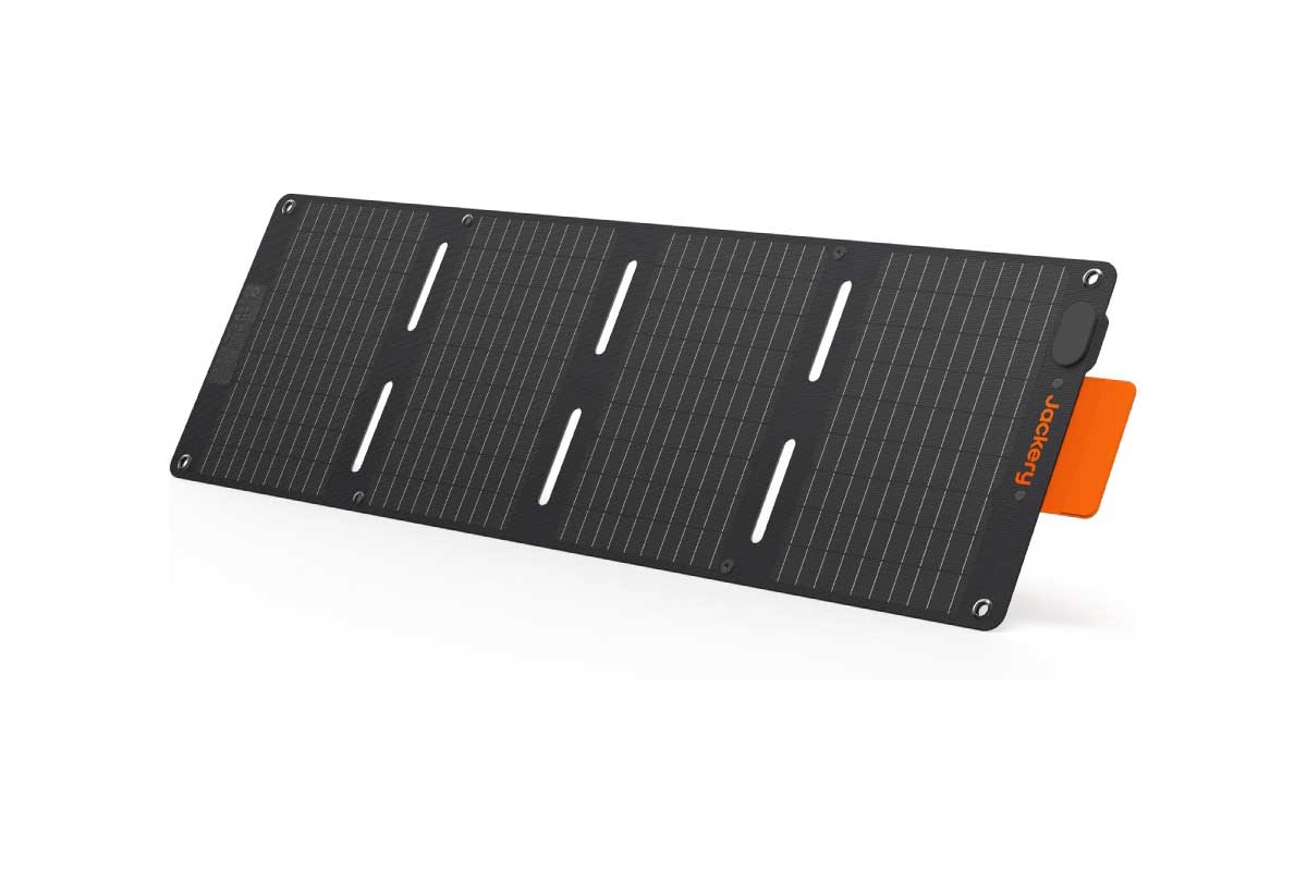 Jackery【Jackery SolarSaga 40 mini】重さ1.2kgで、折り畳めばタブレットサイズのソーラーパネルがAmazonにて29%OFFの12,709円