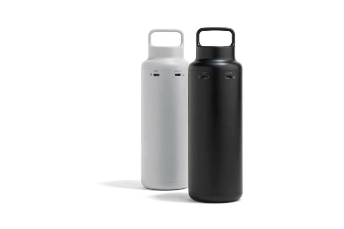 コクヨ【Energy bottle】コンパクトかつ軽量で、持ち運びに便利なスリムサイズのモバイルバッテリー