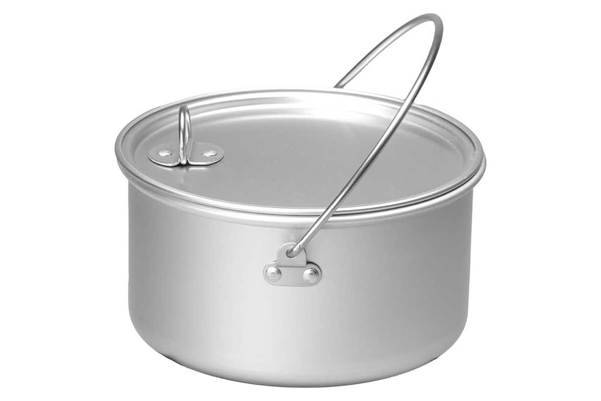 【EVERNEW Backcountry Almi Pot】ULハイカーに人気だったモデルを日本製で復刻した、焚火調理にも対応するアルマイト加工アルミ製クッカーがAmazonに5%OFFの3,756円