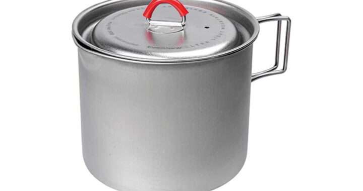 エバニュー【Ti Mug pot 900 ECA539】袋麺調理から簡単な鍋料理までこなせる汎用性の高い、純チタン製・わずか99gの超軽量クッカーがAmazonにて5%OFFの5,437円