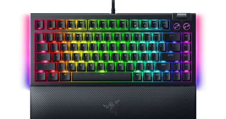 【Razer BlackWidow V4 75%】8000Hzポーリングレート・ホットスワップ対応・ダブルショットPBTキーキャップ・消音フォーム構造・マルチファンクションローラー搭載の75％ゲーミングキーボードがAmazonにて10%OFFの28,700円