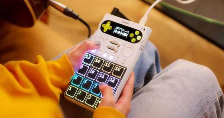 カシオ【SXC-1】208種類のプリセット音源、16パッド、シーケンサー、Beat Sync、エフェクトなど本格的な制作機能を搭載しながら軽量・コンパクトで持ち運びやすいデザインを採用、誰でも直感的に楽曲制作・演奏を楽しめるポータブルスタンドアロンサンプラー