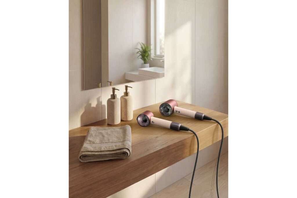 Dyson Supersonic Travelヘアドライヤー